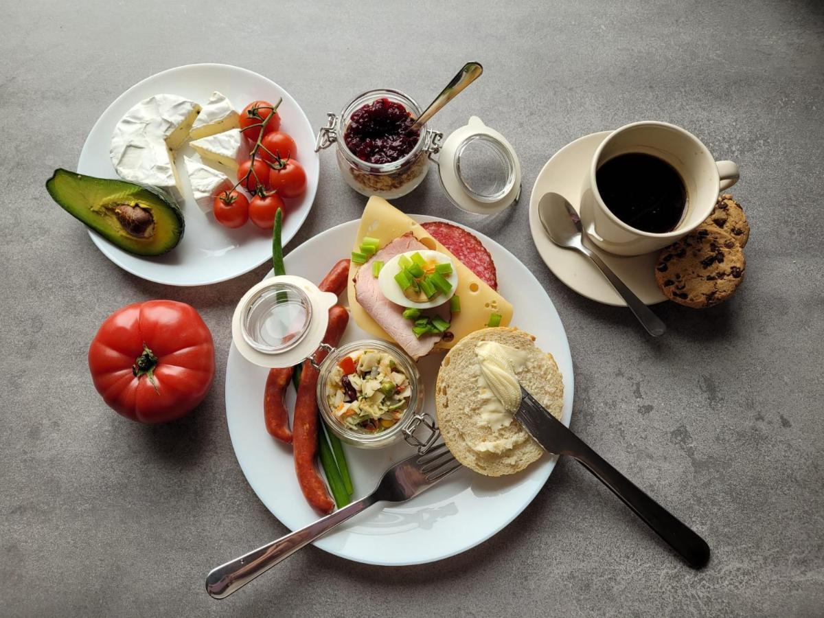 Good Sleep Bed and Breakfast Kolonowskie Buitenkant foto