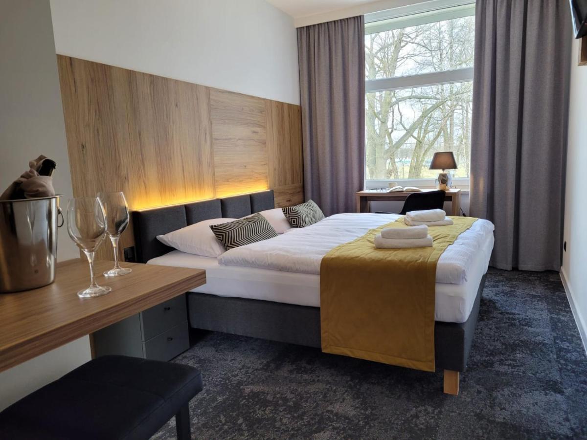 Good Sleep Bed and Breakfast Kolonowskie Buitenkant foto