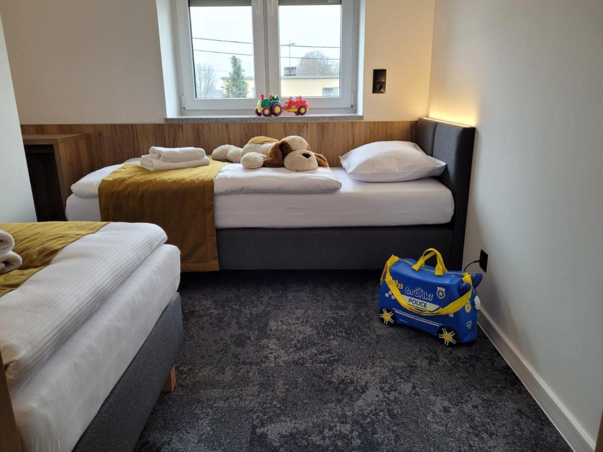 Good Sleep Bed and Breakfast Kolonowskie Buitenkant foto